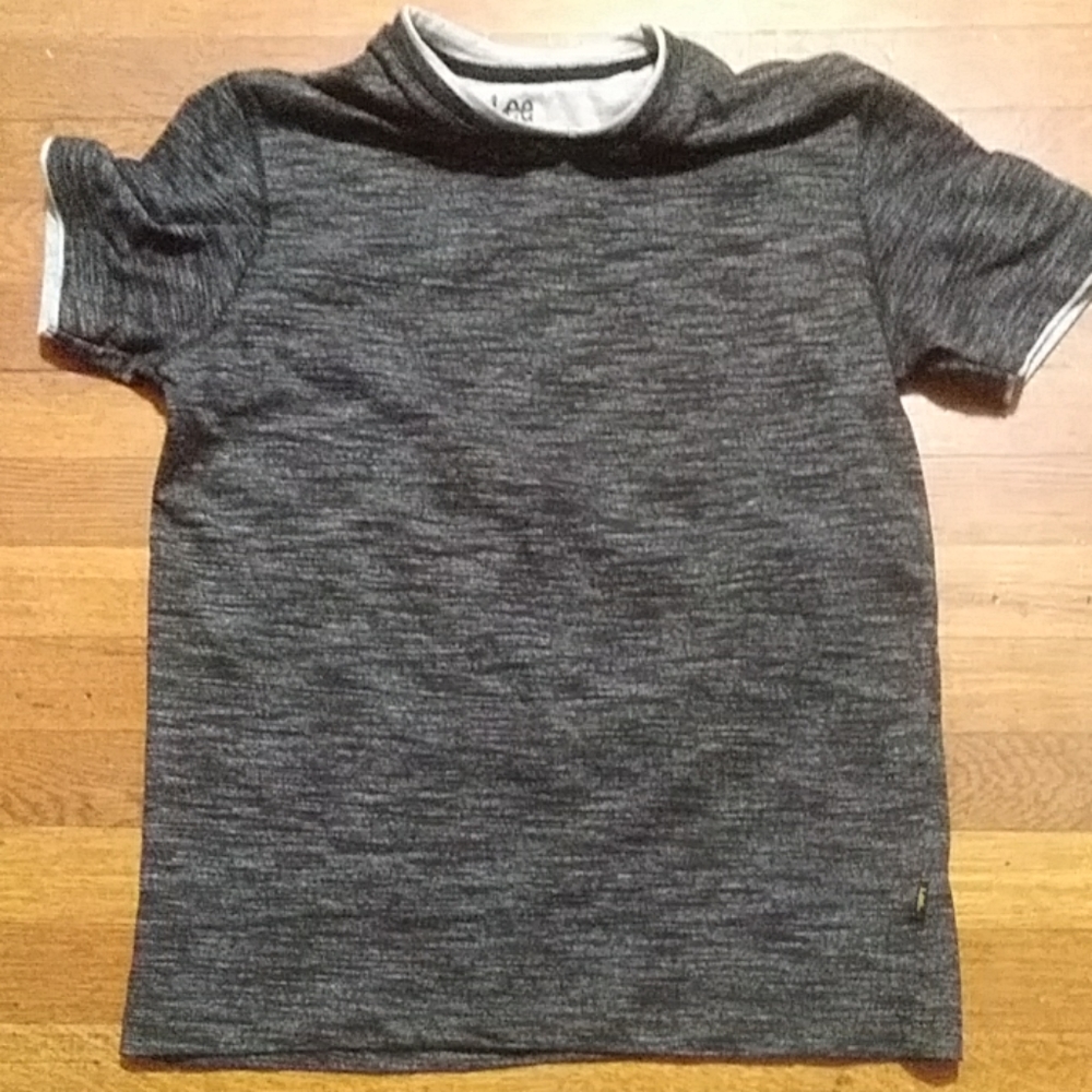 Lee shirt. not used